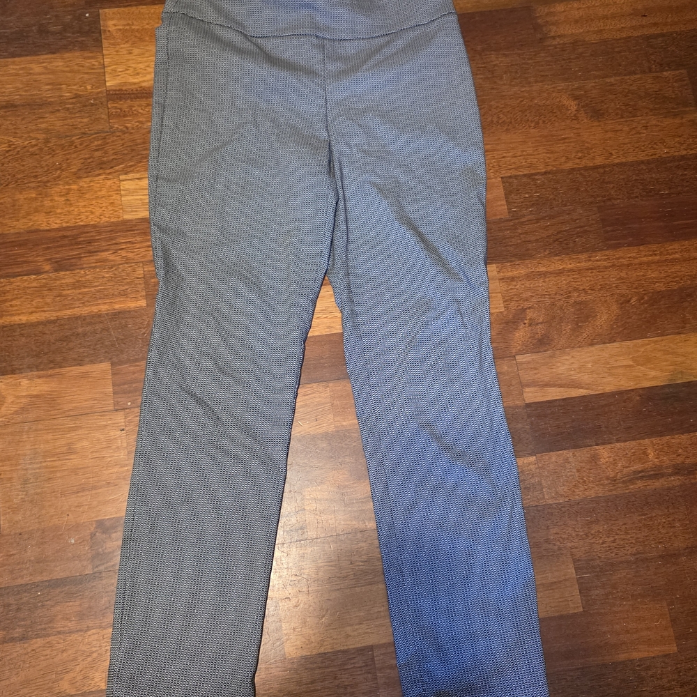 Hilary Radley Black and White Patterned Pants